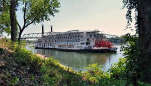 The best authentic Mississippi River cruise